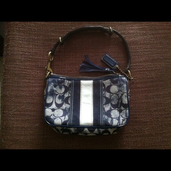 Coach small purse