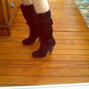 Michael Kors gorgeous black suede boots!