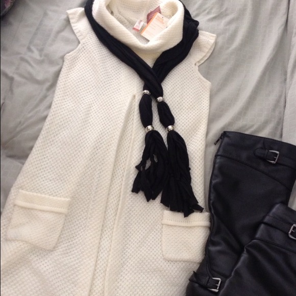 NWT Sweater Dress. - Picture 2 of 4