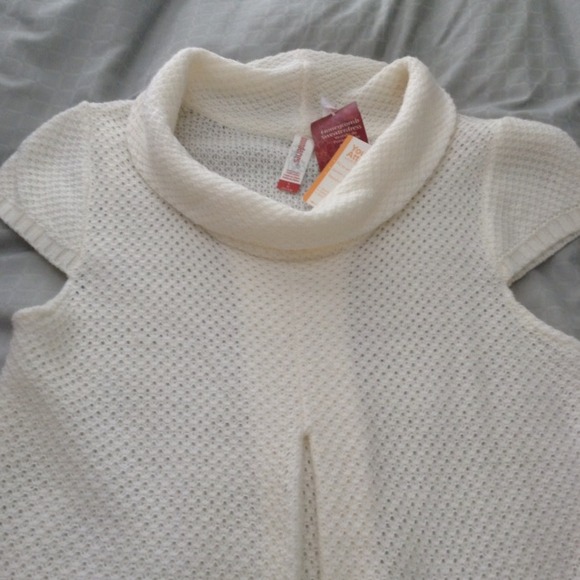 NWT Sweater Dress. - Picture 3 of 4