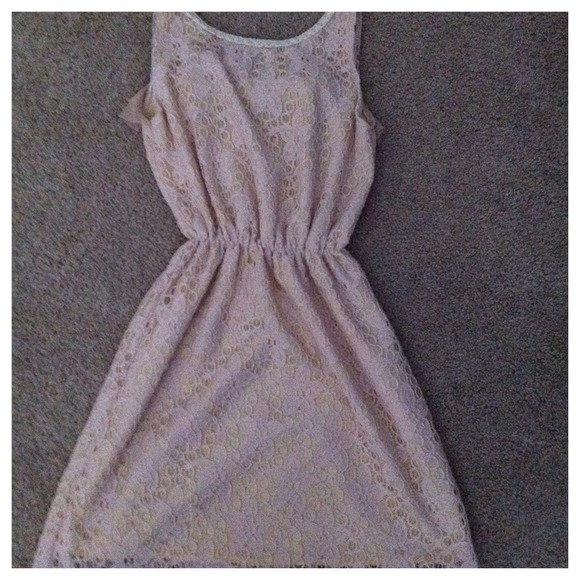 **TRADED**Vintage inspired lace dress! - Picture 2 of 4
