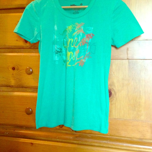 NWOT!!! Billabong T-Shirt - Picture 1 of 3