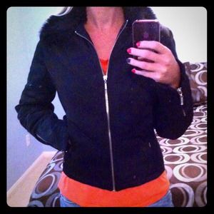 Guess Down Jacket/Coat