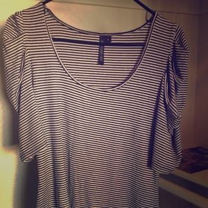 Horizontal striped, black & white scoop necked top