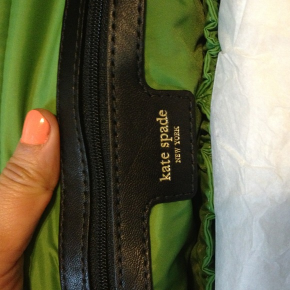 *SOLD* 100% authentic Kate Spade Diaper Bag - Picture 2 of 4