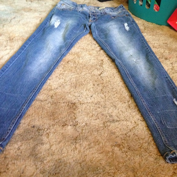 Skinny distressed jeans - Picture 1 of 3