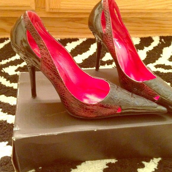 Black & red patent leather heels