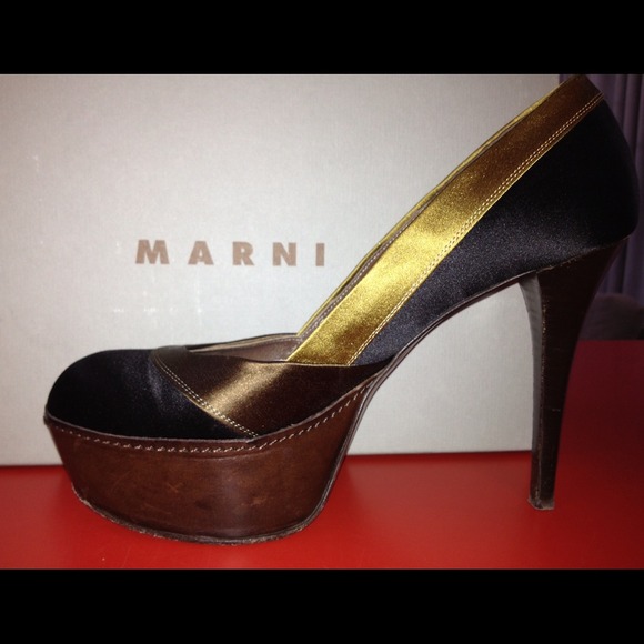 Marni platform pumps size 9