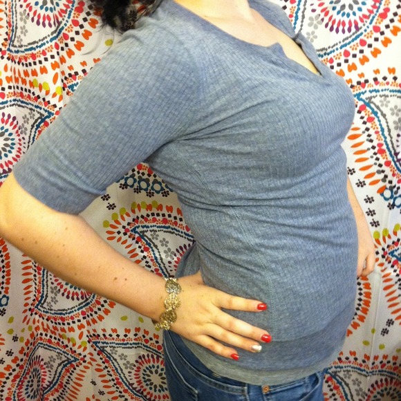 Comfy basic dove gray half sleeve shirt - Picture 2 of 2