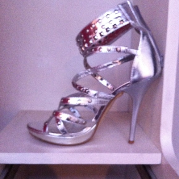 Strappy silver studded sandal - Picture 1 of 2