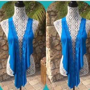 Tops - ✨💫HP✨💫Lace front vest Tops - ✨💫HP✨💫Lace front vest