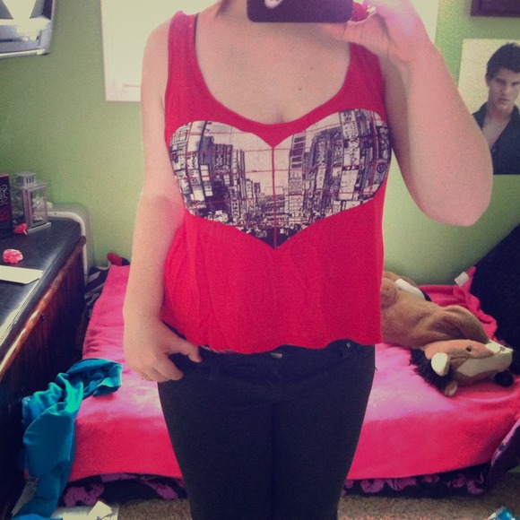 Flowy tank-top