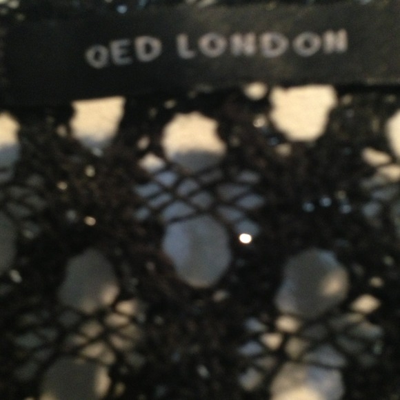 PRICE CUT!!! New QED LONDON oversized sweater 💋 - Picture 3 of 3