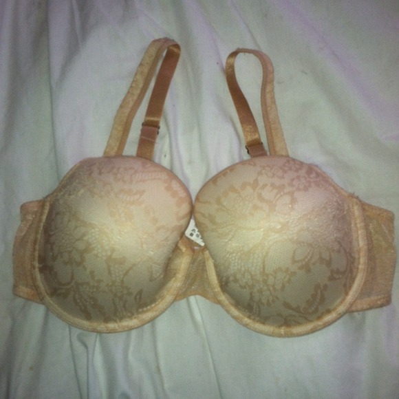 🔥SOLD🔥 bundled sale Chantelle bra 34dd