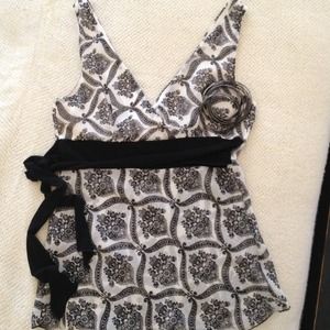 Black and white polyester top. Size small.