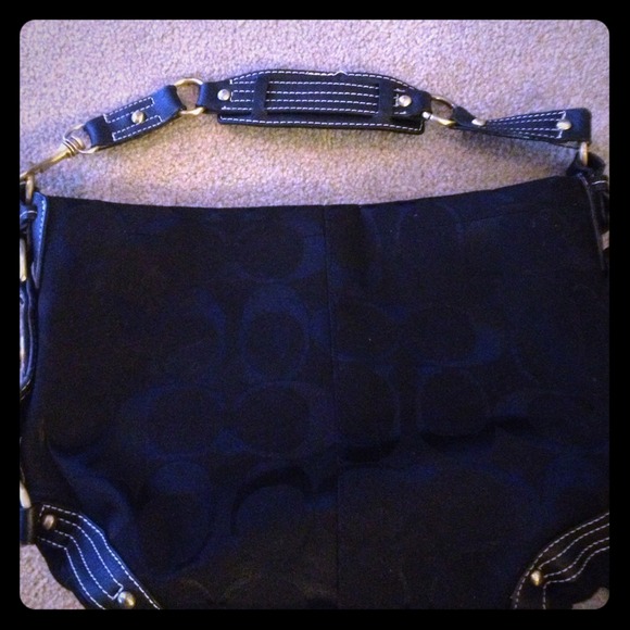 Coach LIKE large black shoulder bag