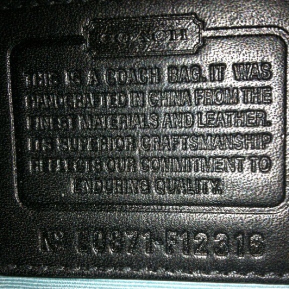 SOLD ✂🔻Authentic Coach handbag - Picture 3 of 4