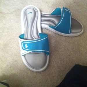 🎉Traded🎉Comfort fit Nike sandels