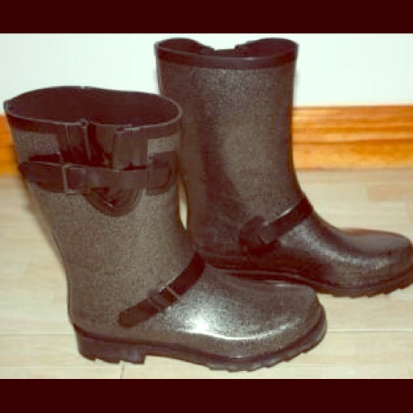 🚫SOLD🚫🆕Aldo Rainboots🆕 - Picture 1 of 4