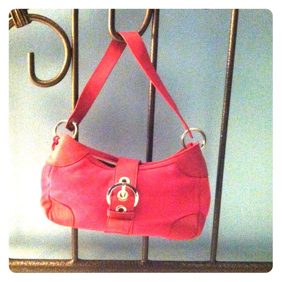 Hot pink purse