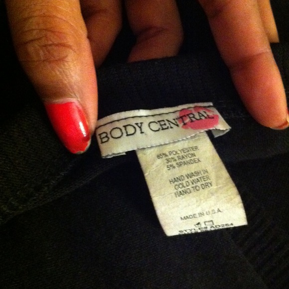 Black dress - Picture 3 of 3