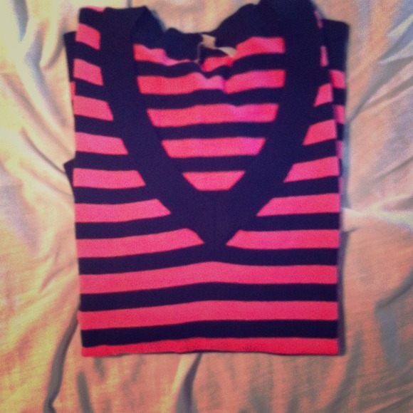 V-neck Sweater