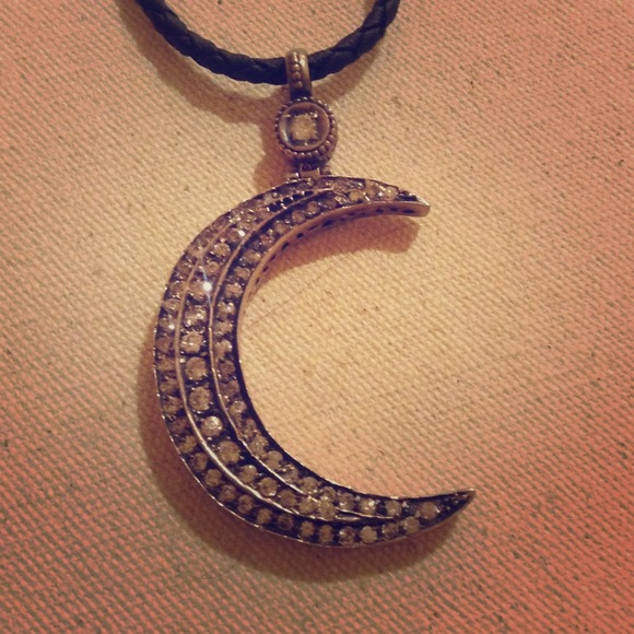 Silver neckless