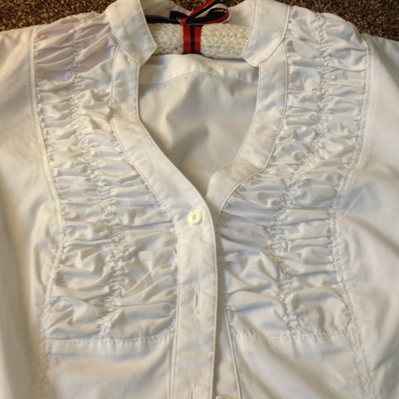 Long sleeve button down - Picture 2 of 4
