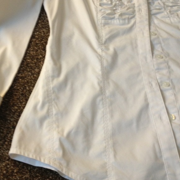 Long sleeve button down - Picture 3 of 4
