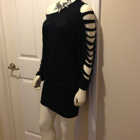  sexy ripped sleeve dress  - Picture 2 of 4