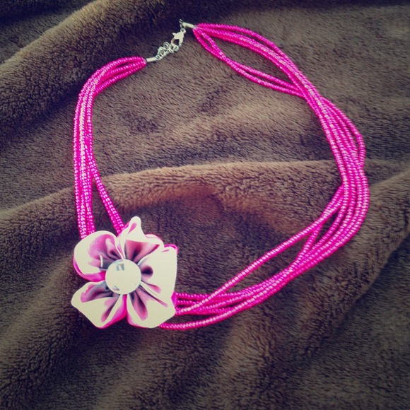 Hot Pink Flower Neckalace