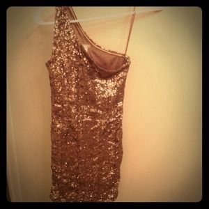 NWOT gold sequin cocktail dress. Never worn.