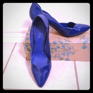 Blue heels Michelle D