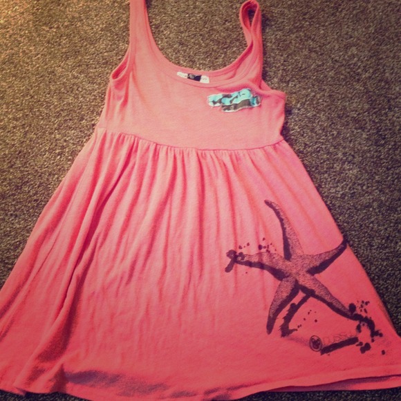 🎉 SOLD Coral baby doll style tank top