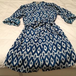 Button front, tie at the waist dress