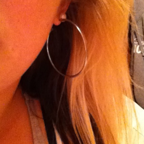 Two pair of earrings - Picture 4 of 4