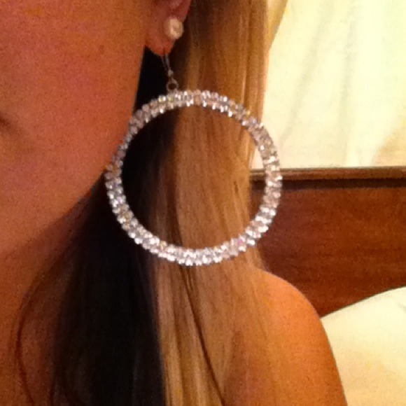 A pair silver diamond earrings - Picture 3 of 3