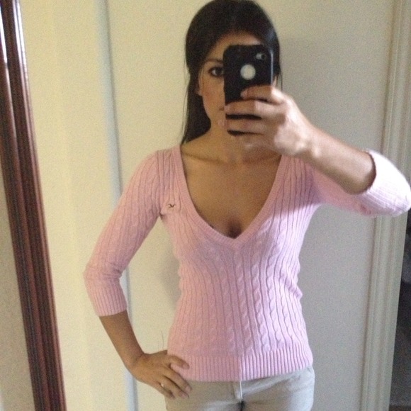 ❌SOLD❌Knitted Hollister light pink Sweater