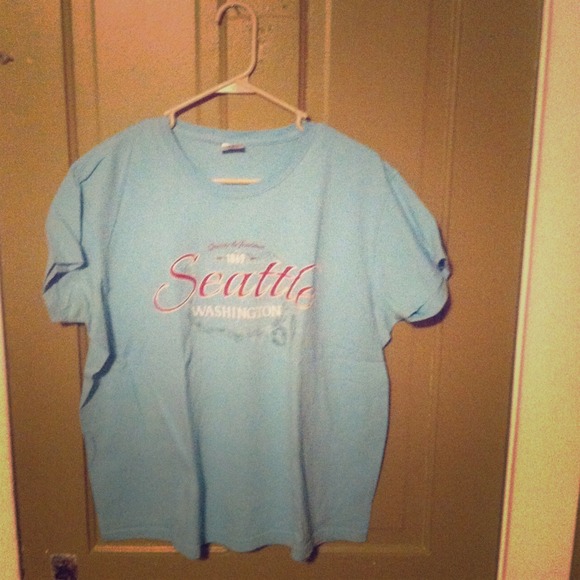 Light blue Seattle t-shirt