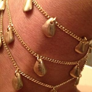 Pretty gold bracelet!