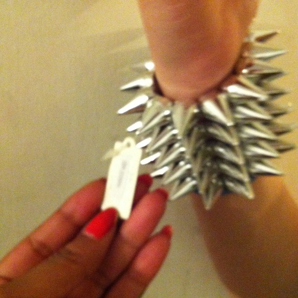 Cute( gift with bundle) soldddd - Picture 3 of 3