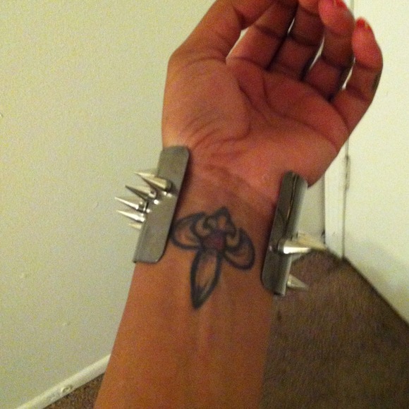 Cute(sold) - Picture 2 of 3