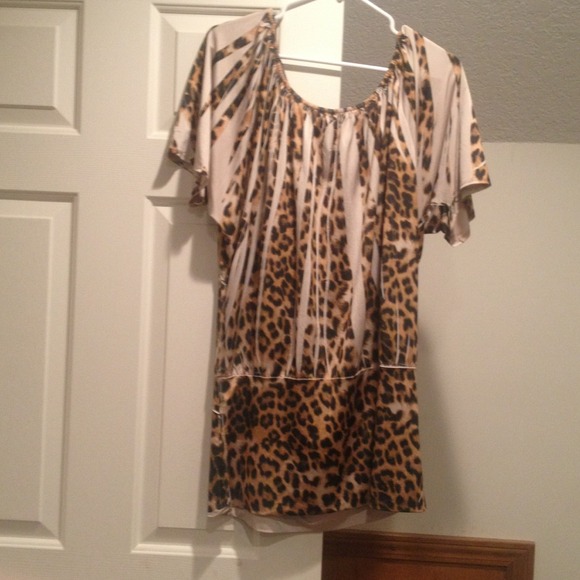 Leopard print crinkle shirt