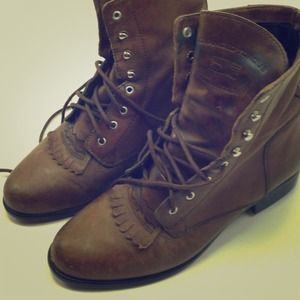 Ariat Roper Lace Up With Kilties