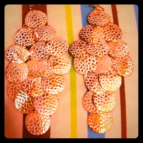 Medium sized earrings