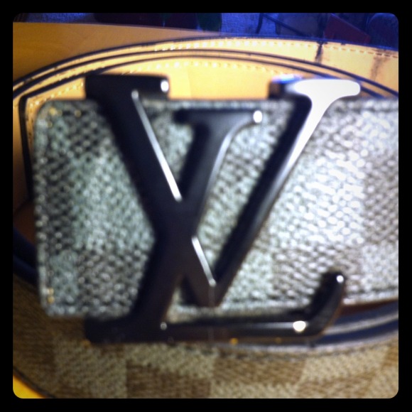 Men's Louis Vuitton belt black