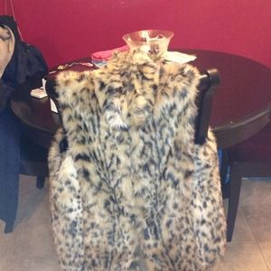 Leopard vest