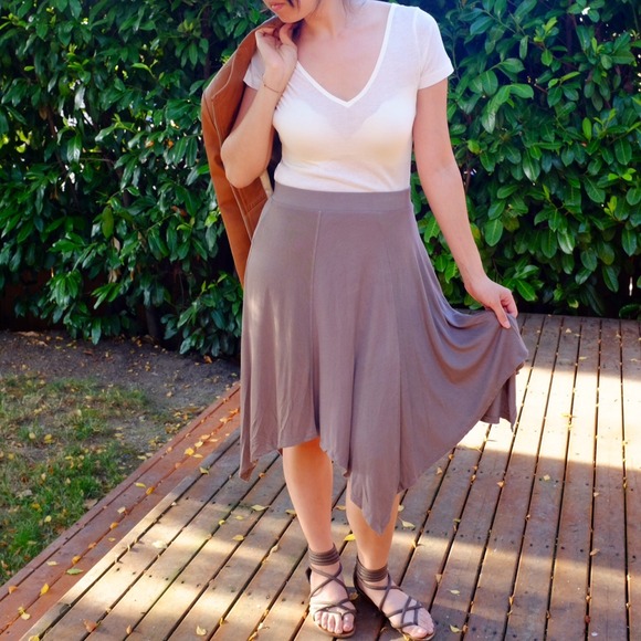 Anthropologie Dresses & Skirts - ✨Reduced✨ NWOT Super Soft Beige Jersey Skirt