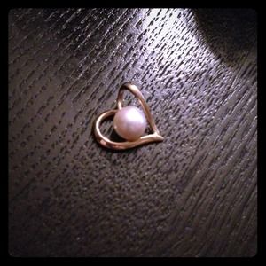 18k gold and pearl heart from Hawaii