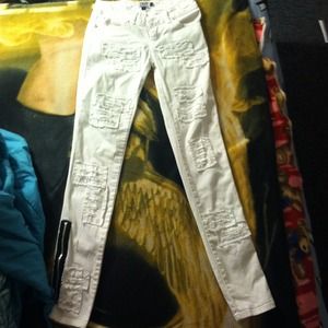 White NYC TRIPP Skinny Jeans :)